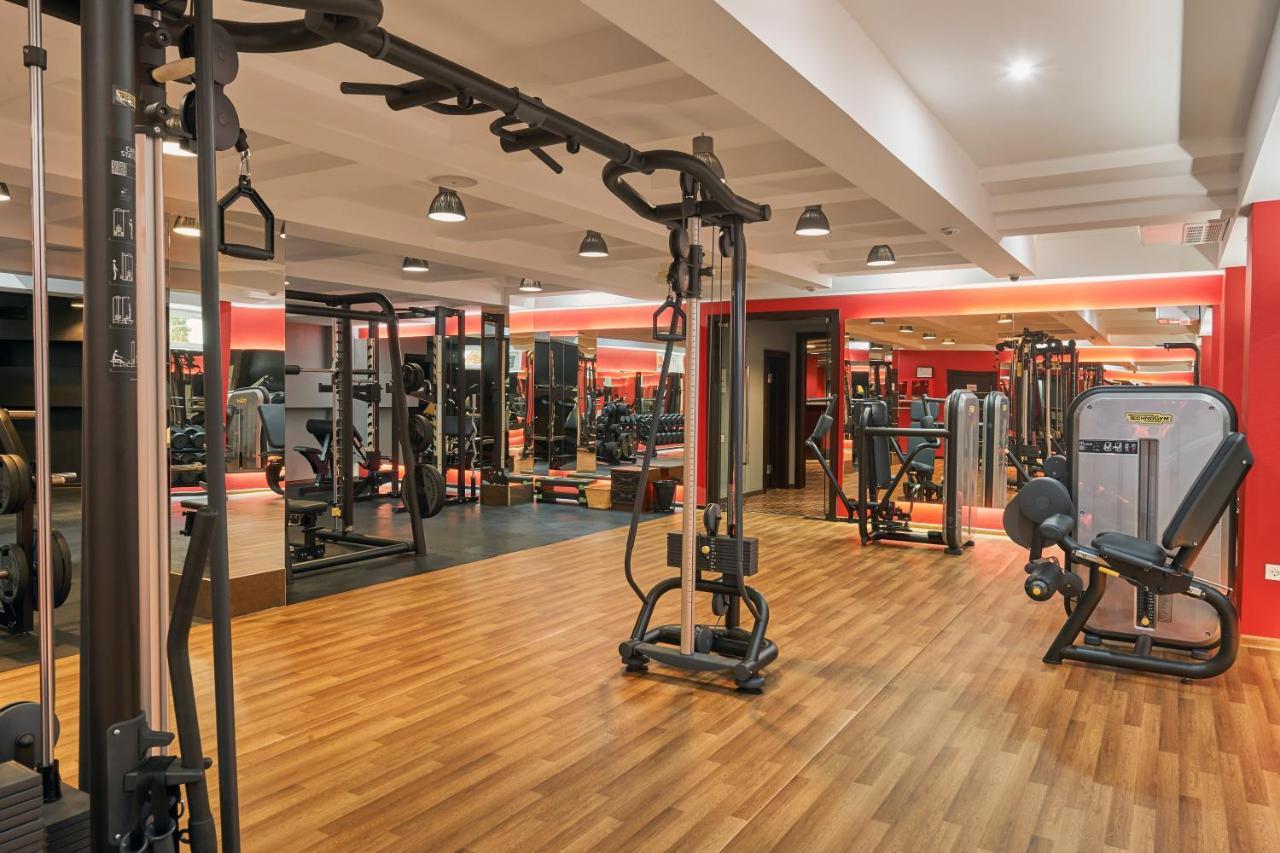 Grand M Hotel Nawoi Zewnętrze zdjęcie